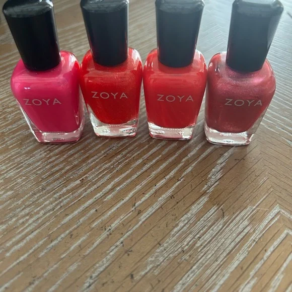 21 bottles Zoya polish-most never opened - Picture 5 of 7